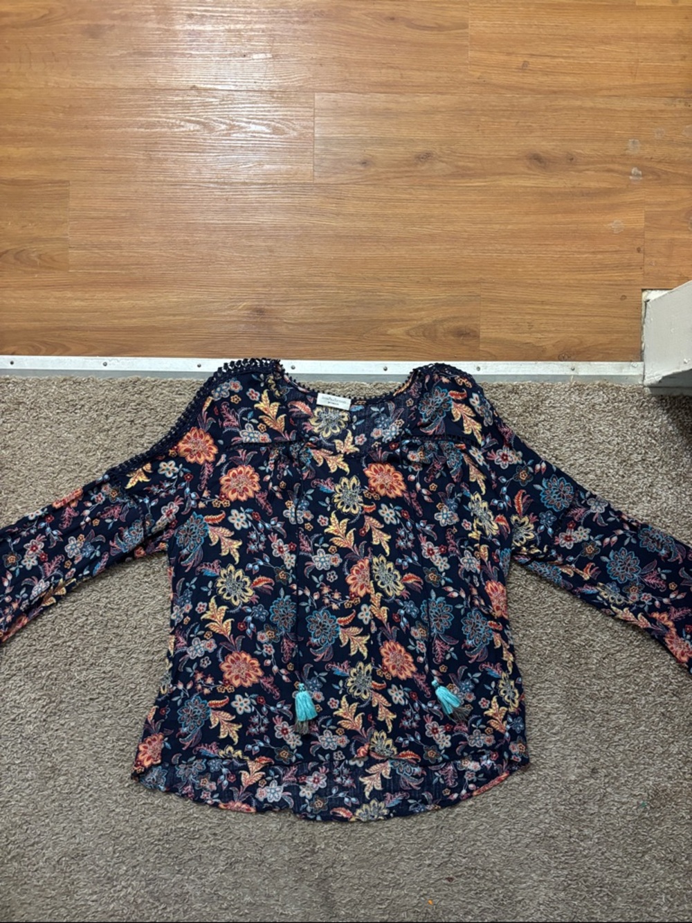 JohnPaulRichard Navy Floral Print Blouse Yellow and Teal Accents Woman’s XXL/XL